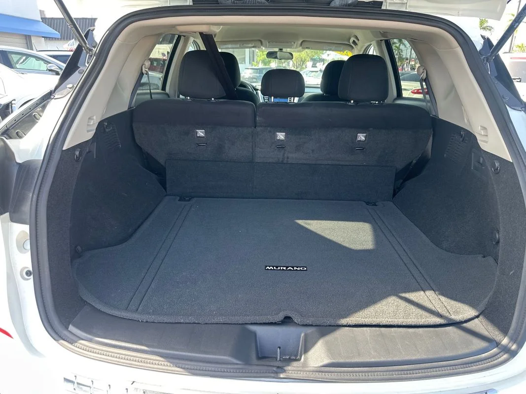 Used 2017 White Nissan SV image 31