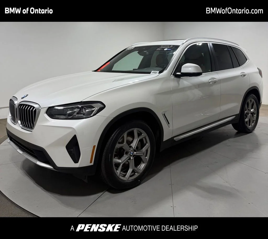 2023 BMW X3 sDrive30i's photo