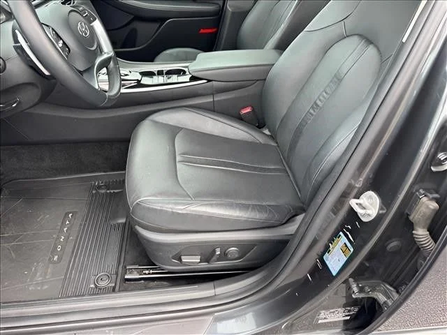 Used 2023 Gray Hyundai Limited image 7