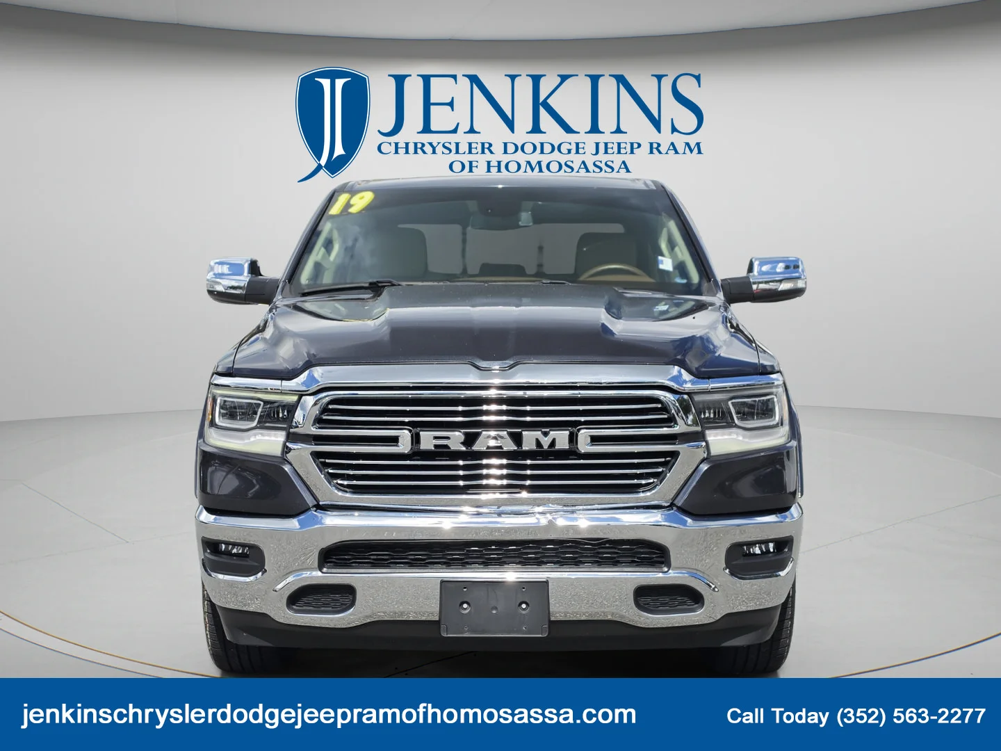 Used 2019 Maximum Steel Metallic Clearcoat Ram Laramie image 12