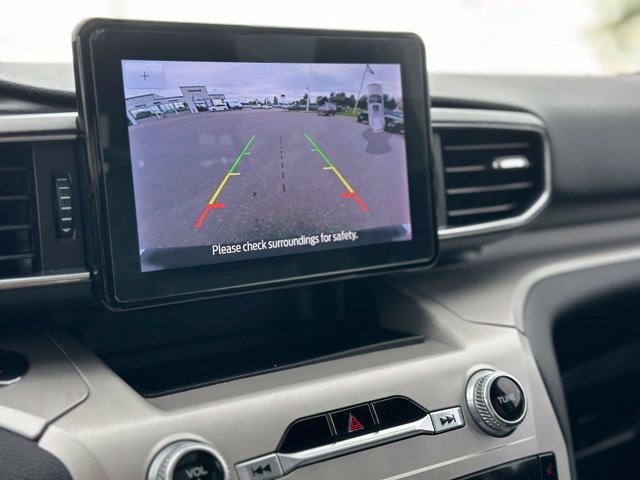 Used 2023 Silver Ford XLT image 17
