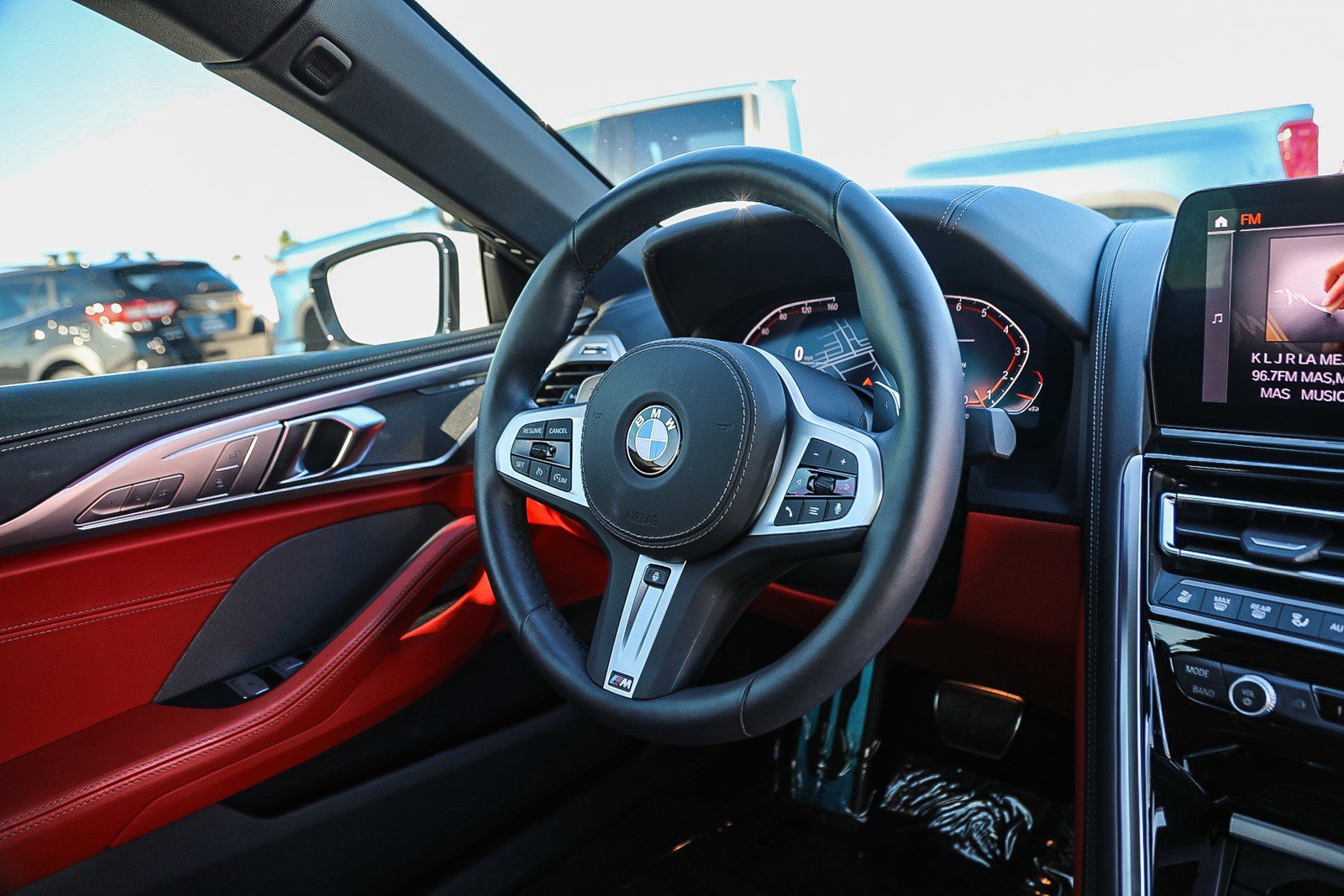 2025 BMW 8 Series 840i - Photo 15