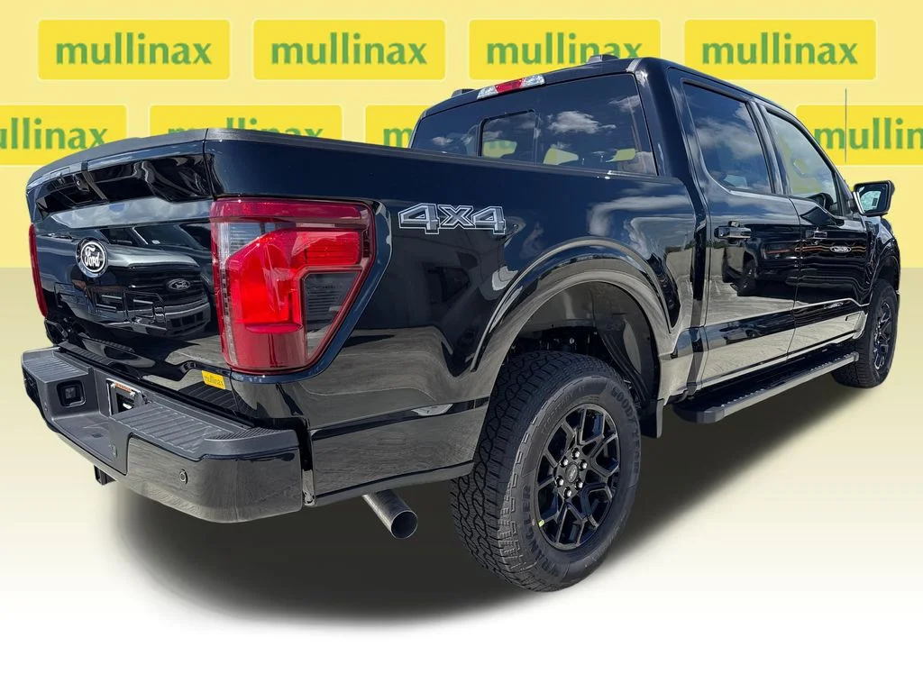 New 2026 Black Ford XLT image 15