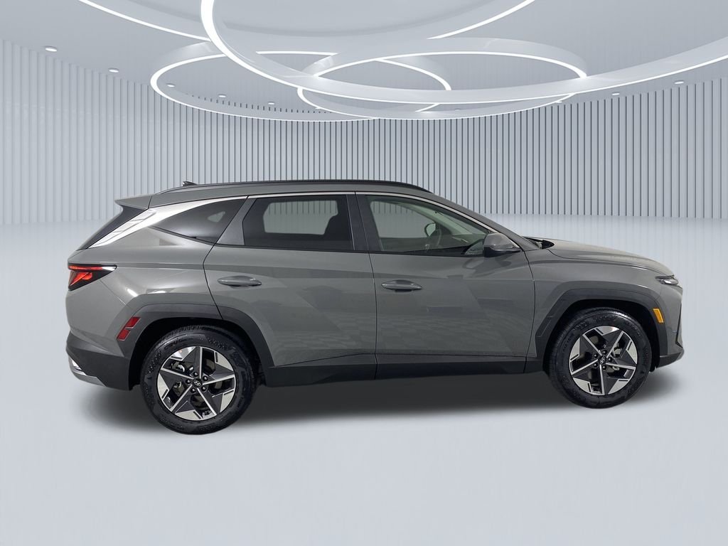 New 2026 Gray Hyundai SEL image 2