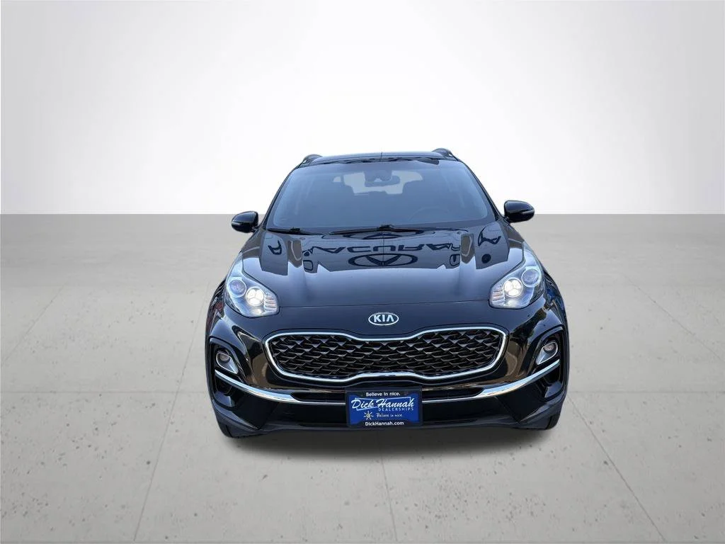 Used 2022 Red Kia EX image 3