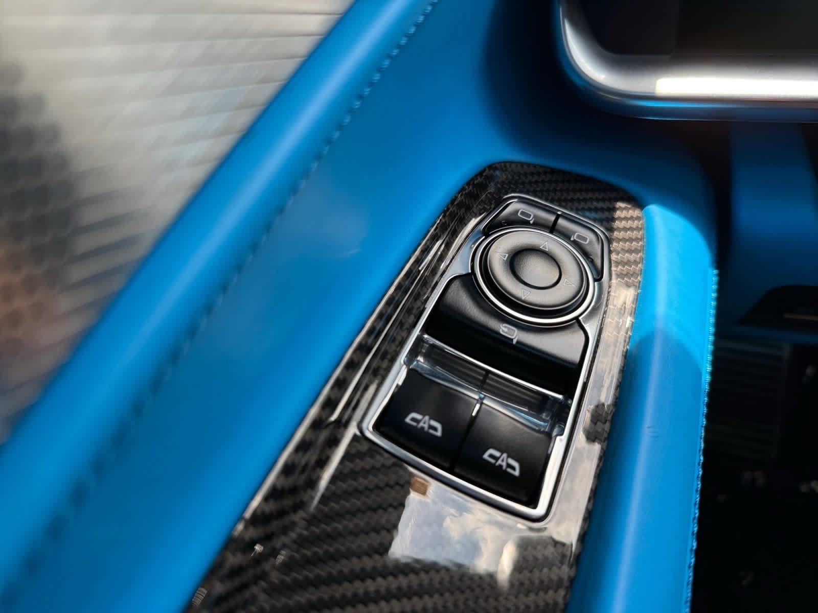 Used 2021 Rapid Blue Chevrolet 3LT image 26