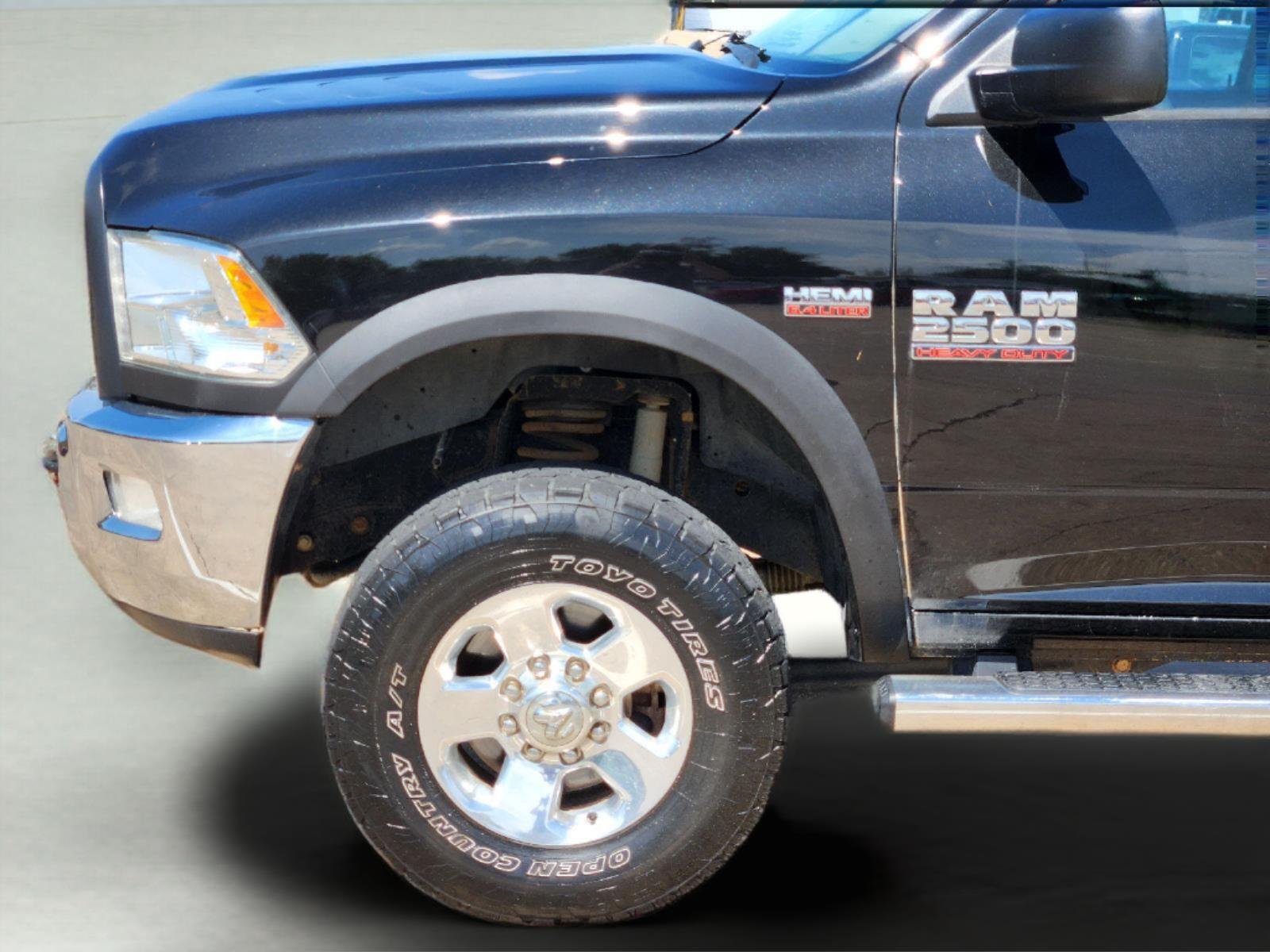 Used 2016 Brilliant Black Crystal Pearlcoat Ram Tradesman Power Wagon image 8