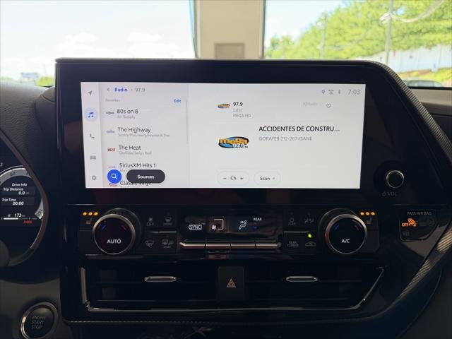 Certified Used 2025 ATTITUDE BLACK MC. Toyota  image 18