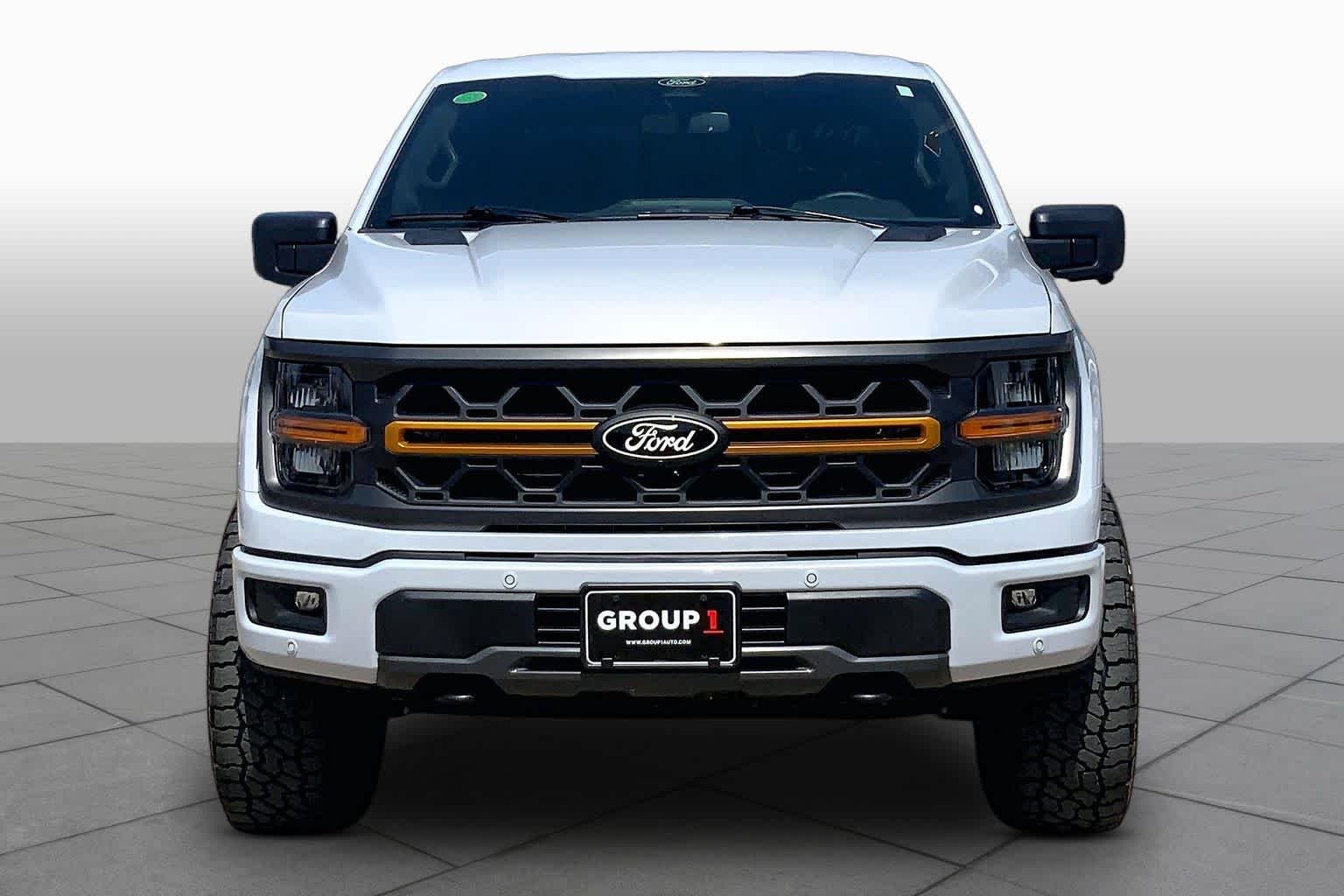Certified Used 2025 Space White Metallic Ford Tremor image 3