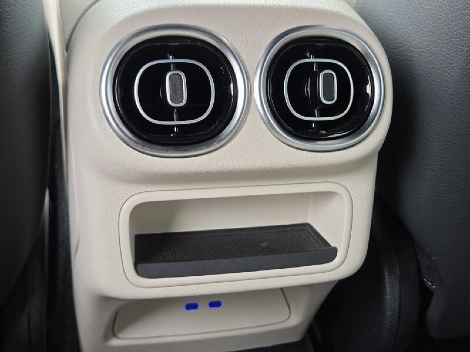 Certified Used 2024 Polar White Mercedes-Benz GLC 300 image 15