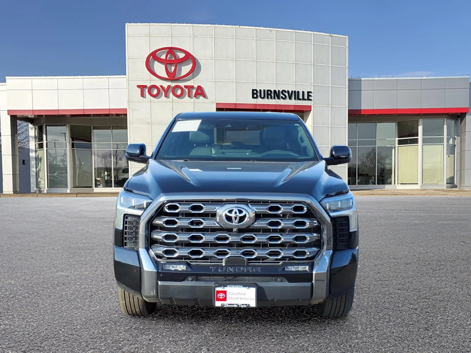 Used 2023 Black Toyota Platinum image 9