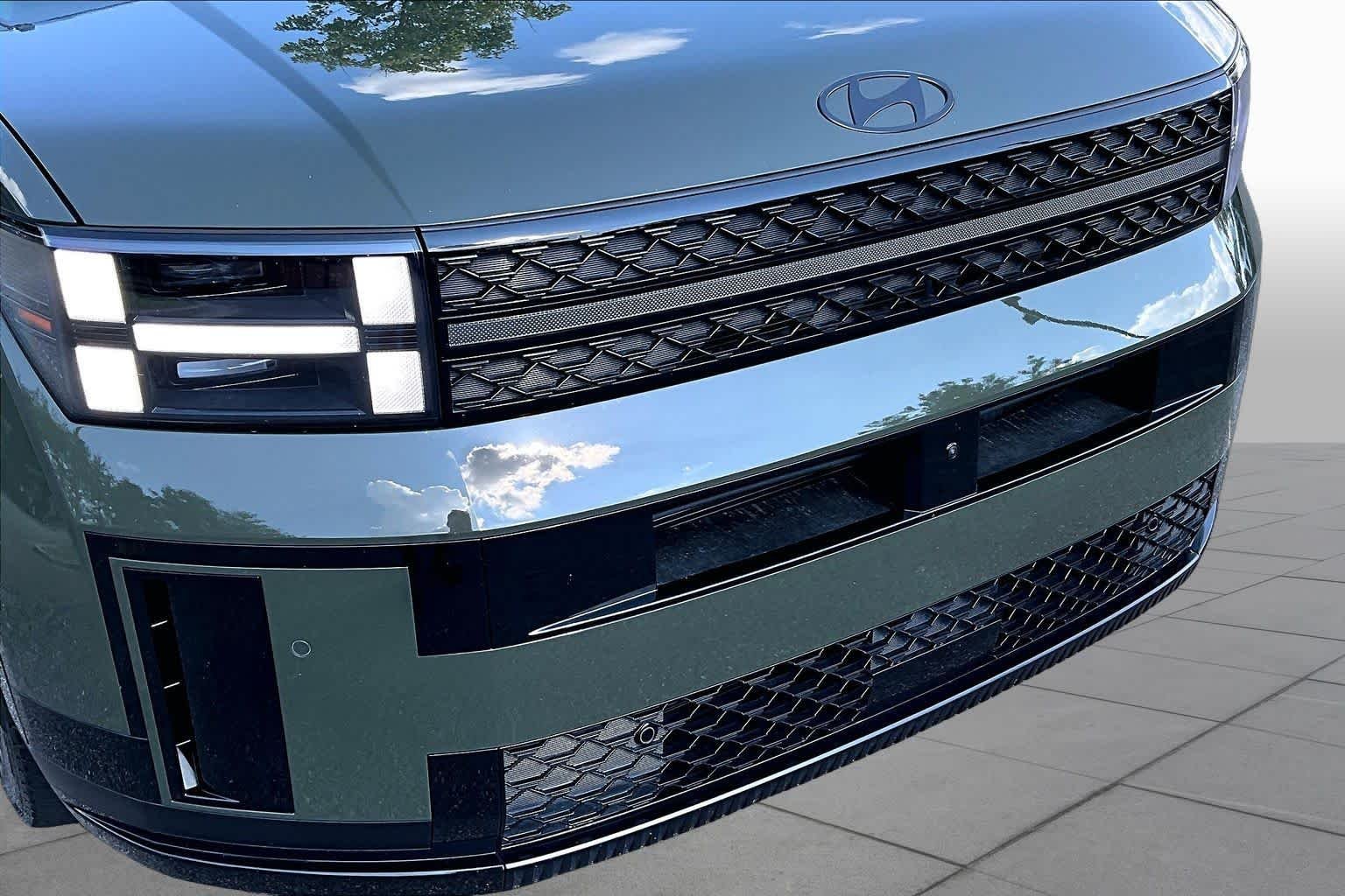 Used 2025 Rockwood Green Hyundai Calligraphy image 30