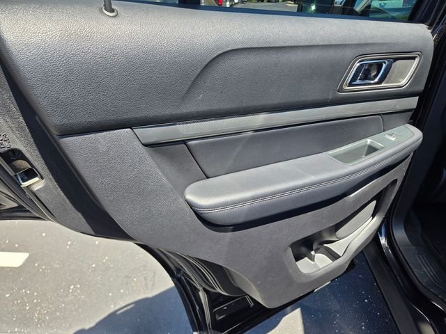 Certified Used 2018 Shadow Black Ford XLT image 37