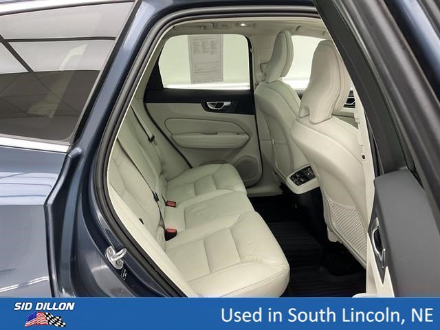 Used 2023 Denim Blue Metallic Volvo Ultimate Bright Theme image 22