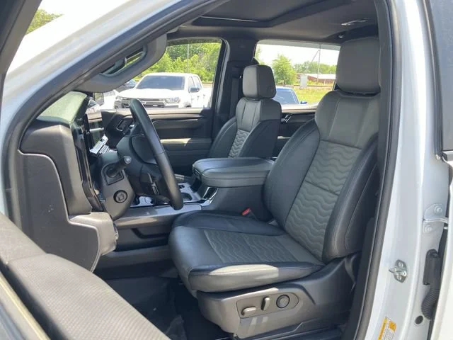 2025 Chevrolet Silverado 1500 ZR2 - Photo 20