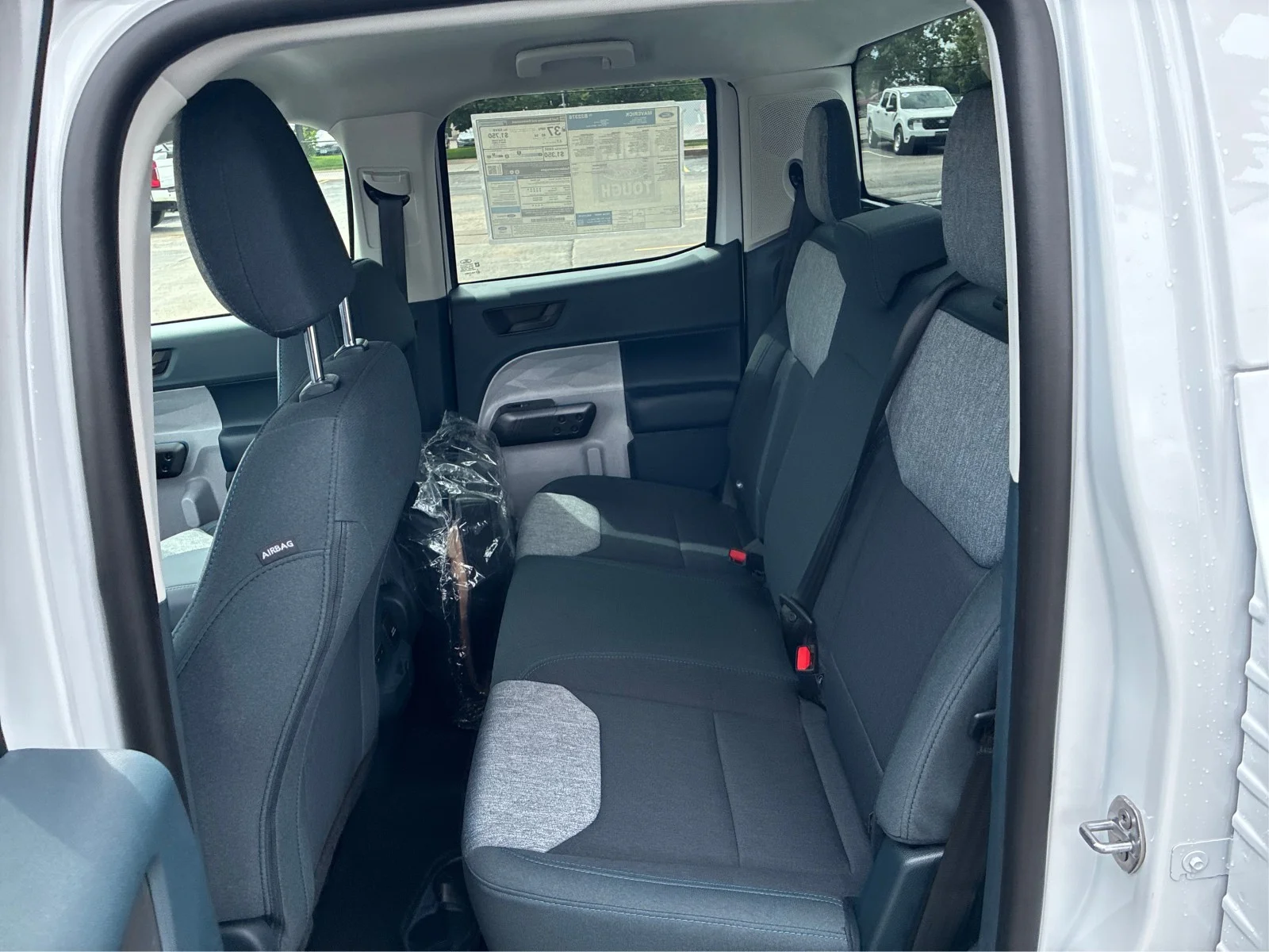 New 2026 Oxford White Ford XLT image 10