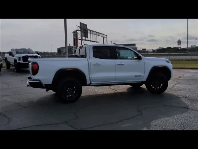 New 2026 Summit White GMC Elevation image 33