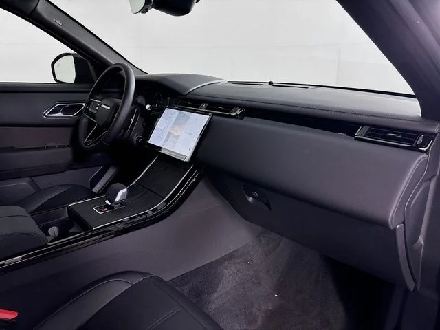 New 2026 Carpathian Gray Land Rover Dynamic SE image 28