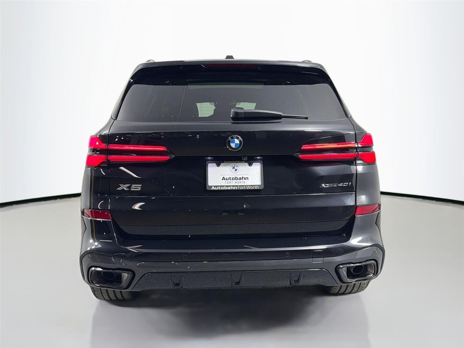 New 2026 Black Sapphire Metallic BMW xDrive40i image 12