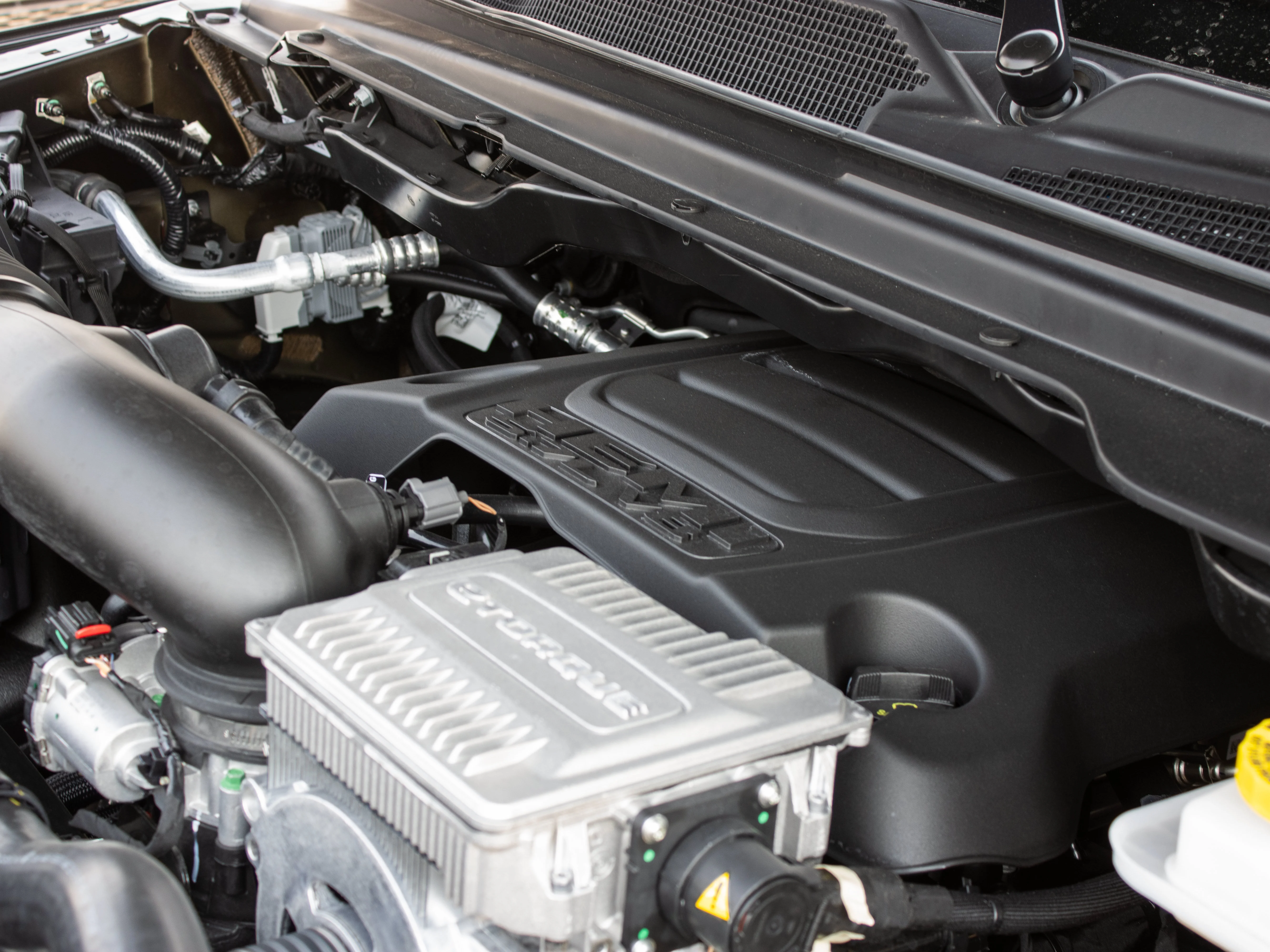 New 2026 Black RAM Sport* image 14