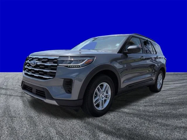 New 2026 Carbonized Gray Metallic Ford Active image 8