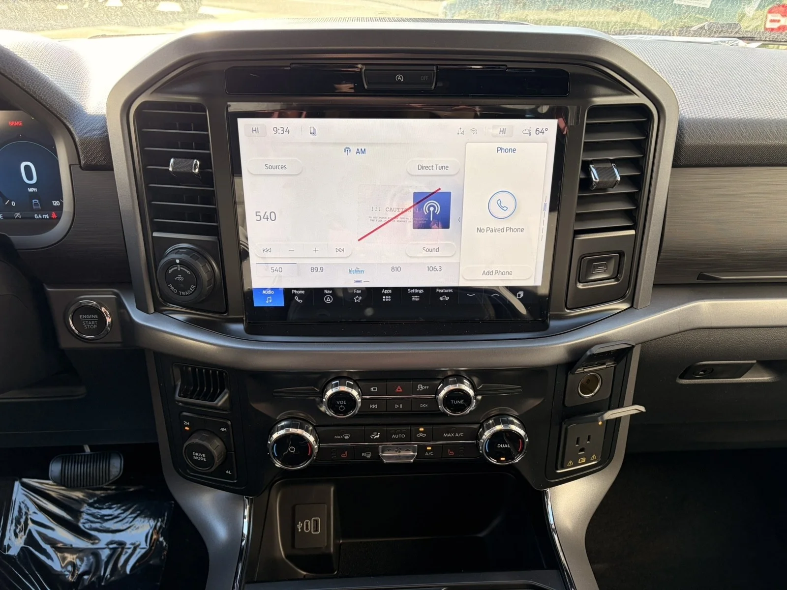 New 2026 Oxford White Ford XLT image 17