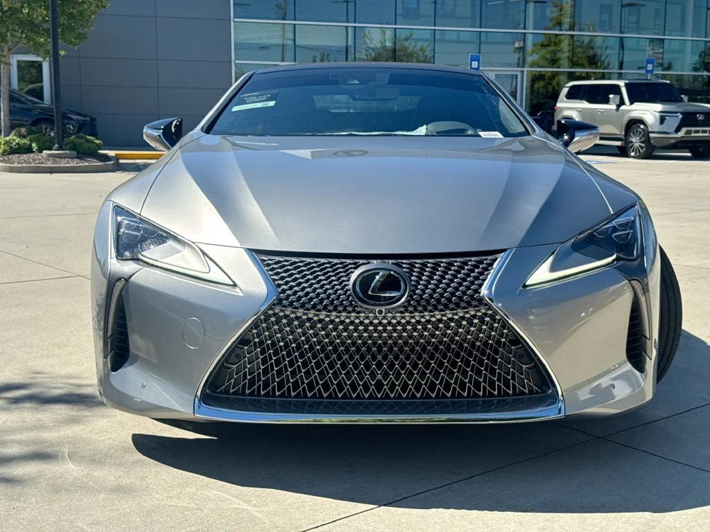 Used 2024 Silver Lexus 500 image 4
