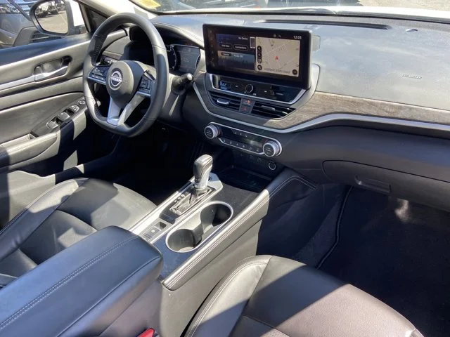 2025 Nissan Altima SL - Photo 25