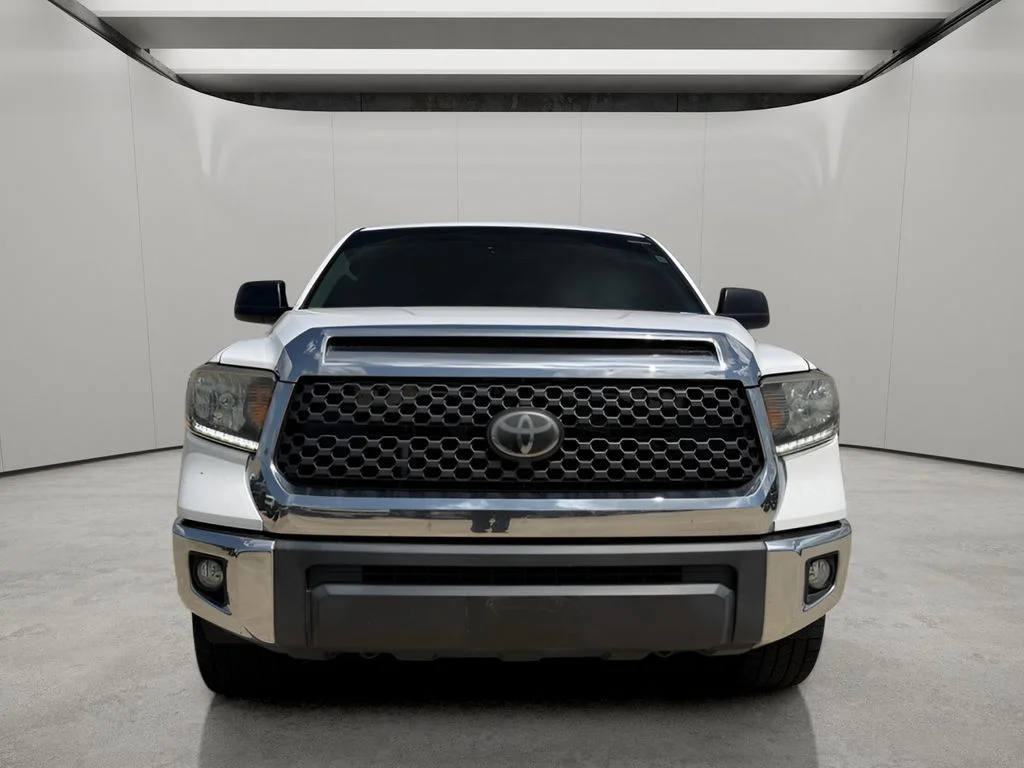 Used 2020 Super White Toyota SR5 image 7