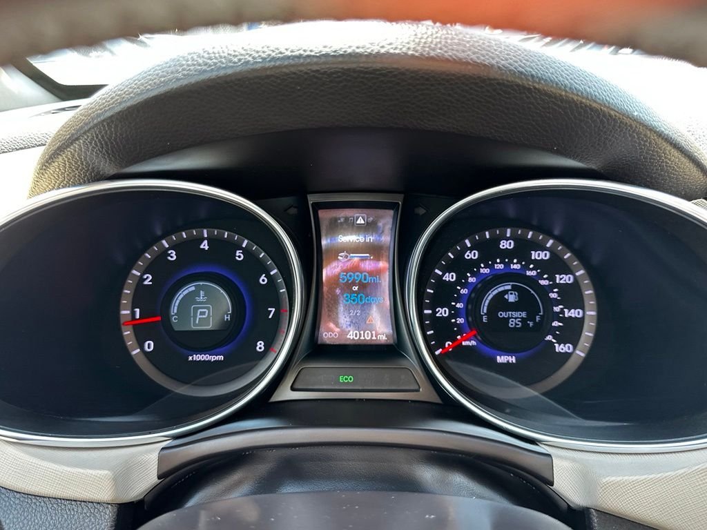 Used 2013 White Hyundai 2.0L Turbo image 24