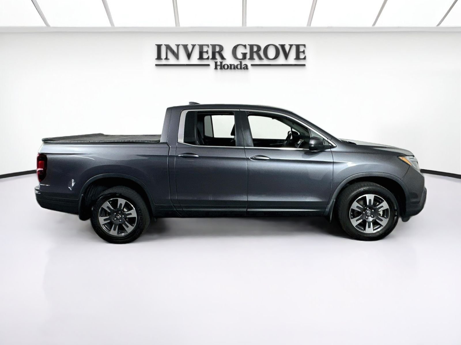 Used 2019 Modern Steel Metallic Honda RTL image 4