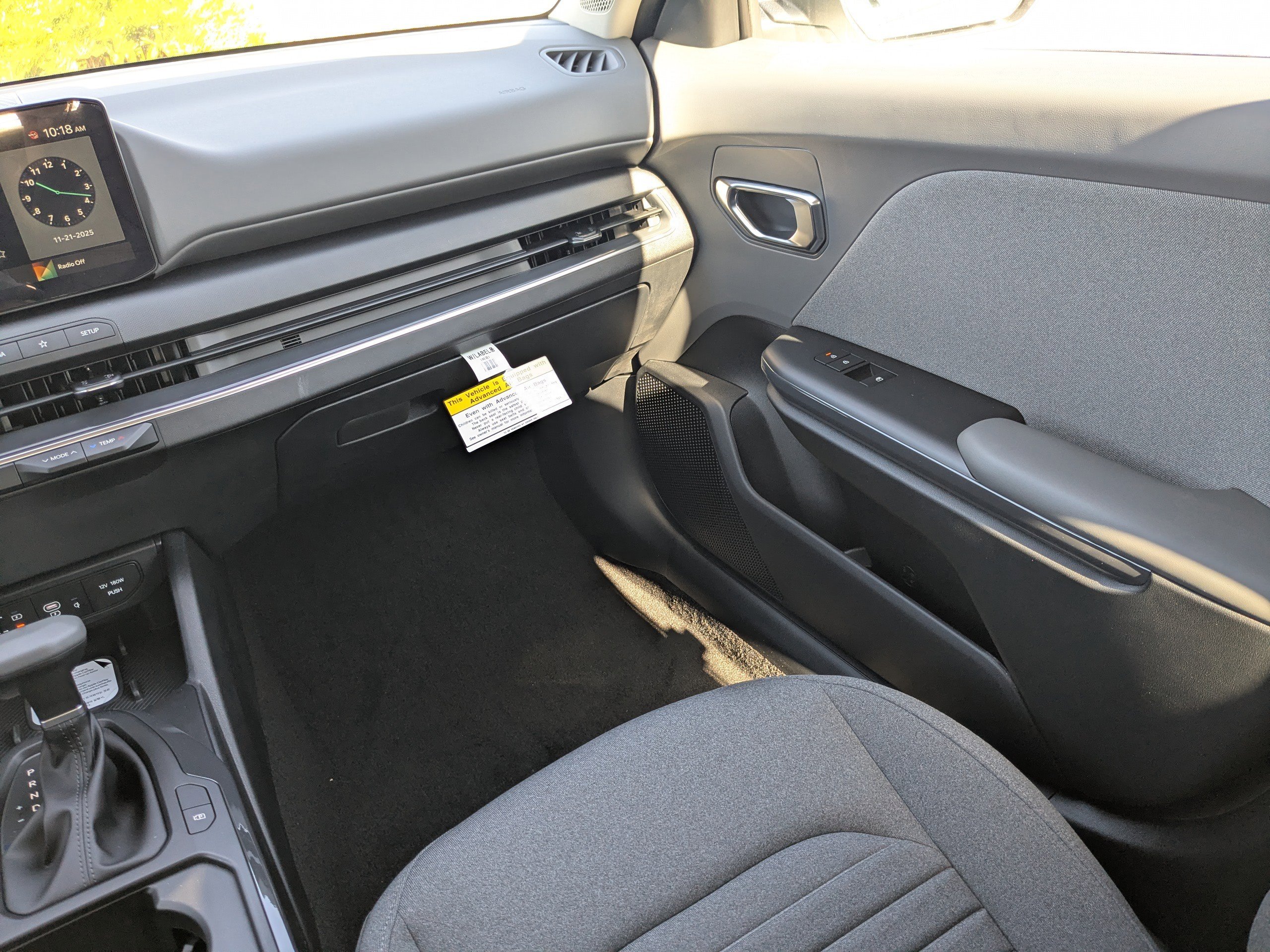 New 2025 Snow White Pearl Kia EX image 19