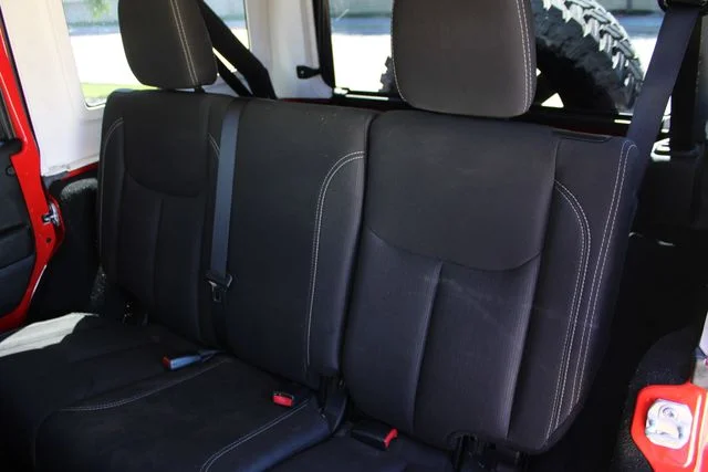 Used 2018 Red Jeep Unlimited Sahara image 20