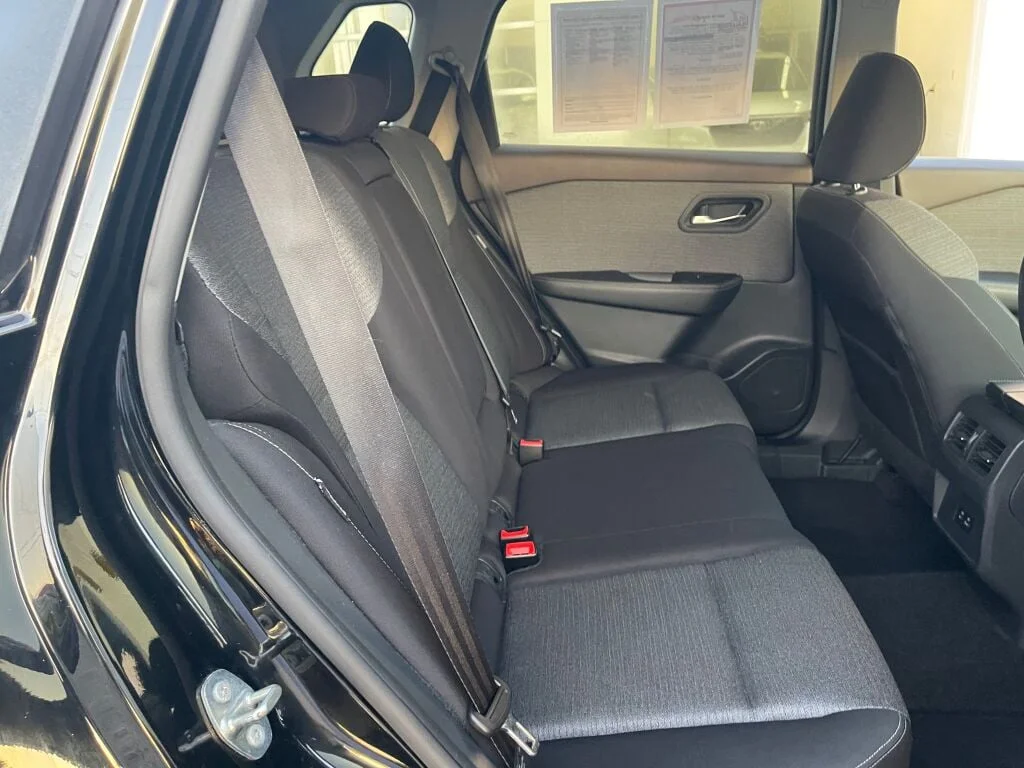 Used 2021 Super Black Nissan SV image 28