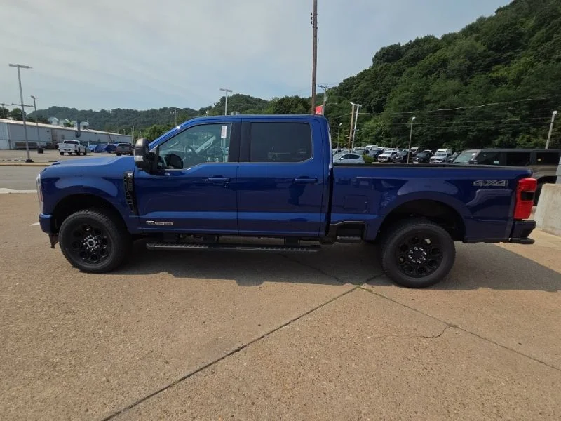 New 2026 Blue Ford XLT image 4