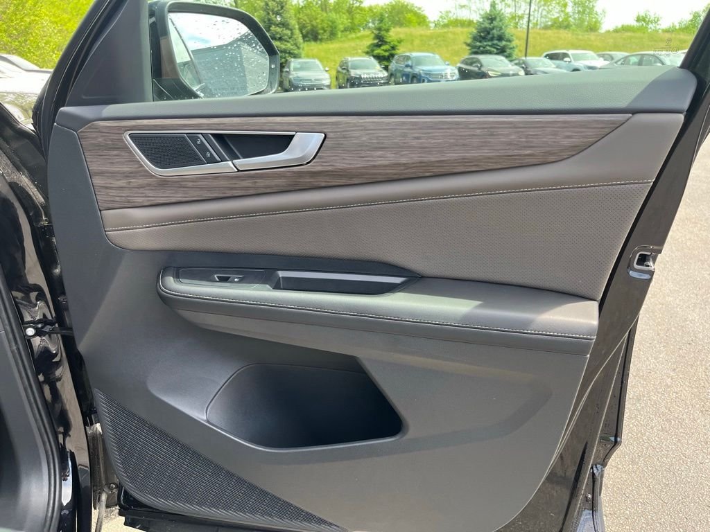 New 2026 Black Volkswagen 2.0T SEL image 30