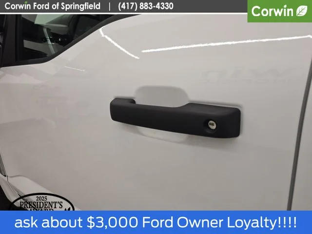 New 2026 Oxford White Ford F-250® XL image 22