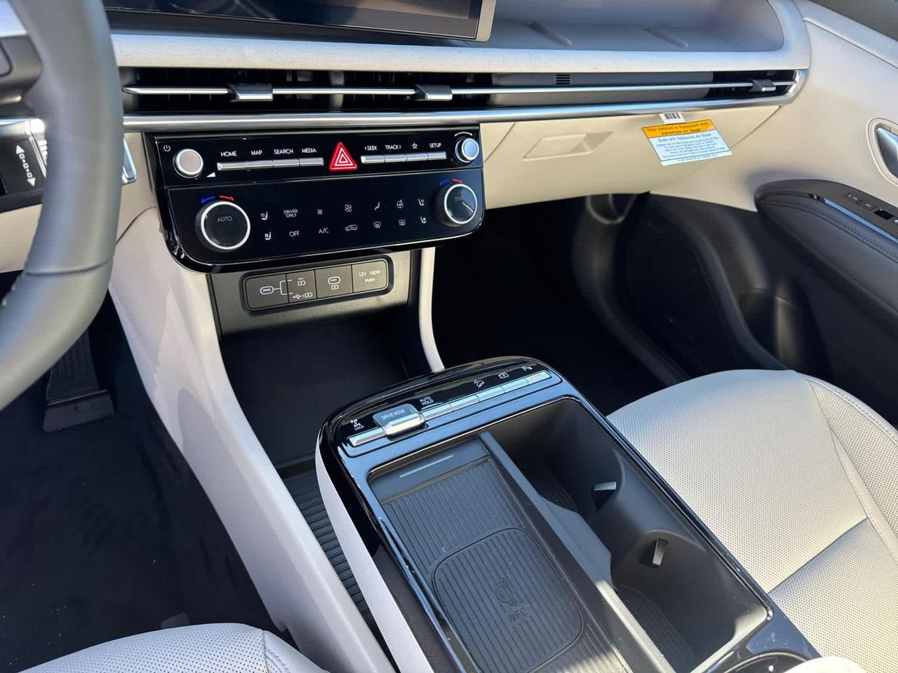 New 2026 Creamy White Pearl Hyundai Limited image 18