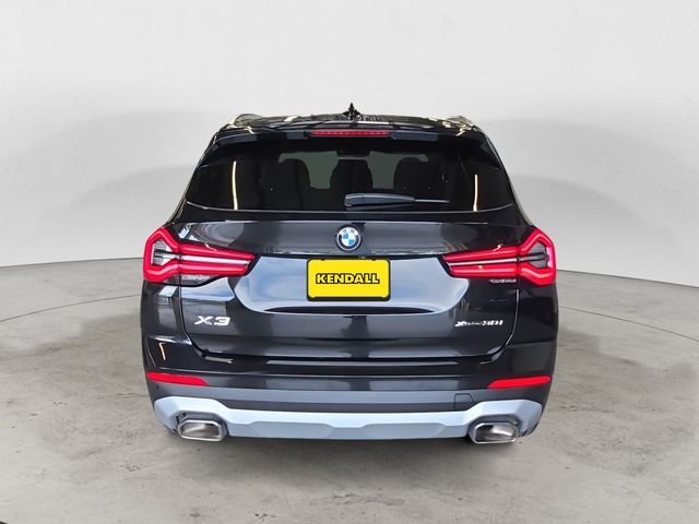 Used 2023 Black BMW xDrive30i image 6