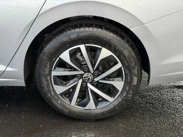 New 2026 Silver Volkswagen 1.5T S image 6