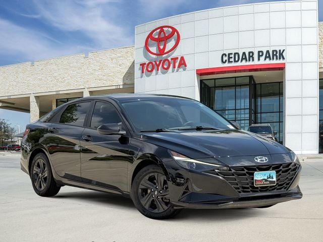 2022 Hyundai Elantra Blue