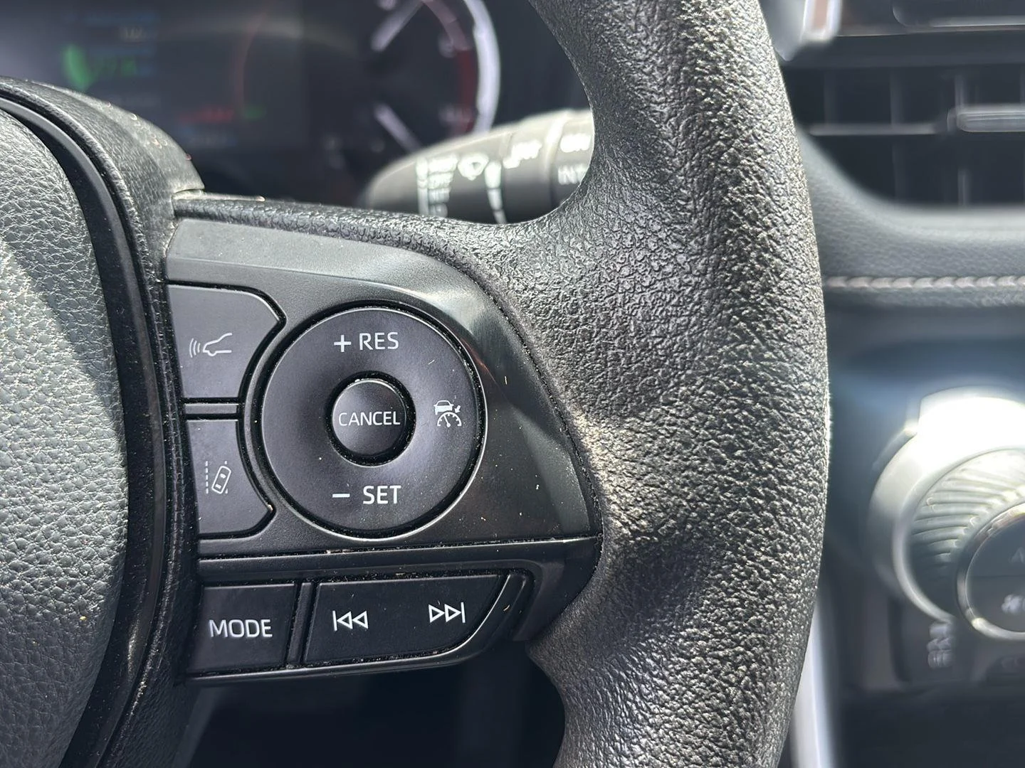Certified Used 2025 Magnetic Gray Metallic TOYOTA  image 32