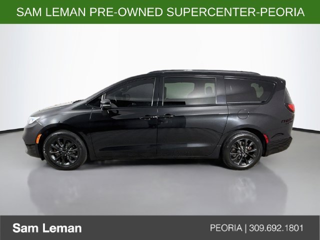 Used 2021 Black Chrysler Touring image 4