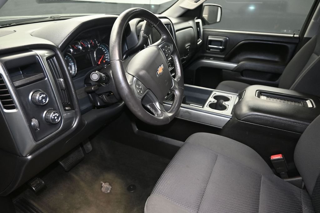 Used 2017 Gray Chevrolet LT image 12