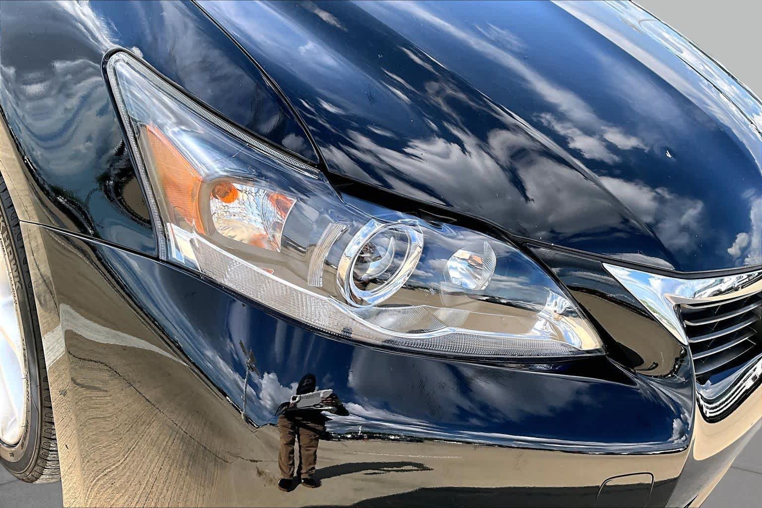 Used 2013 Obsidian Lexus Hybrid image 27