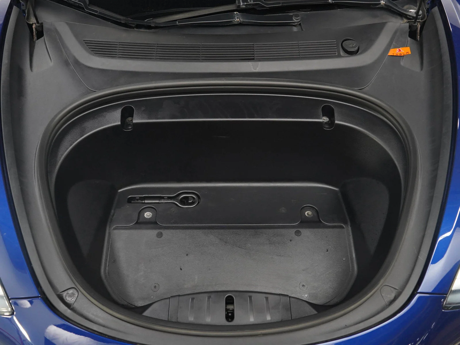 Used 2020 Blue Tesla Standard image 28