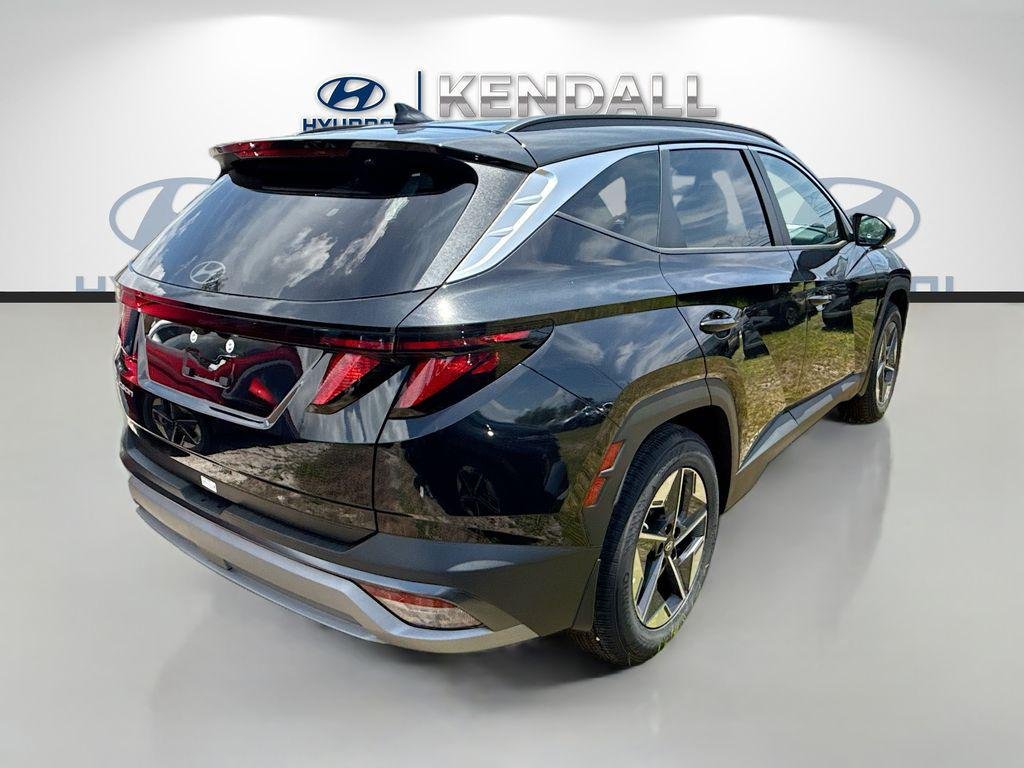 New 2026 Phantom Black Hyundai SEL FWD image 6