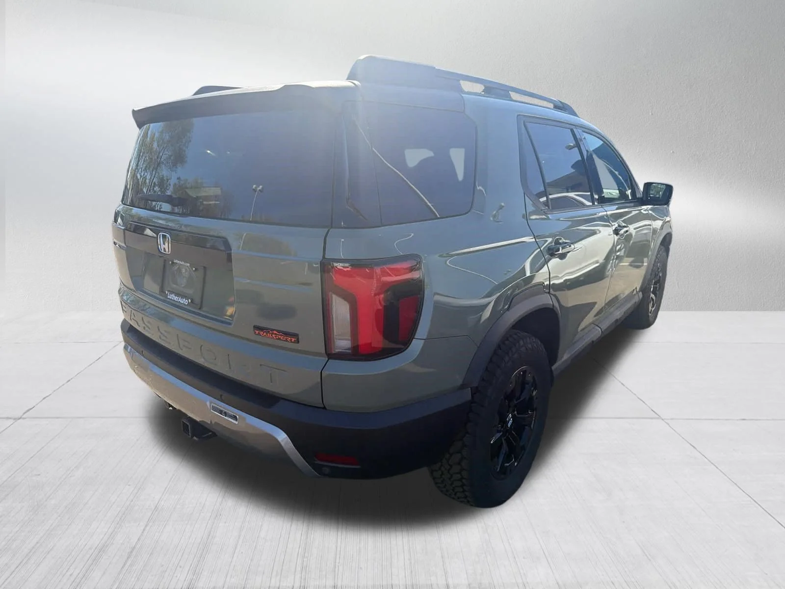 Certified Used 2026 Ash Green Metallic Honda TrailSport Elite image 6