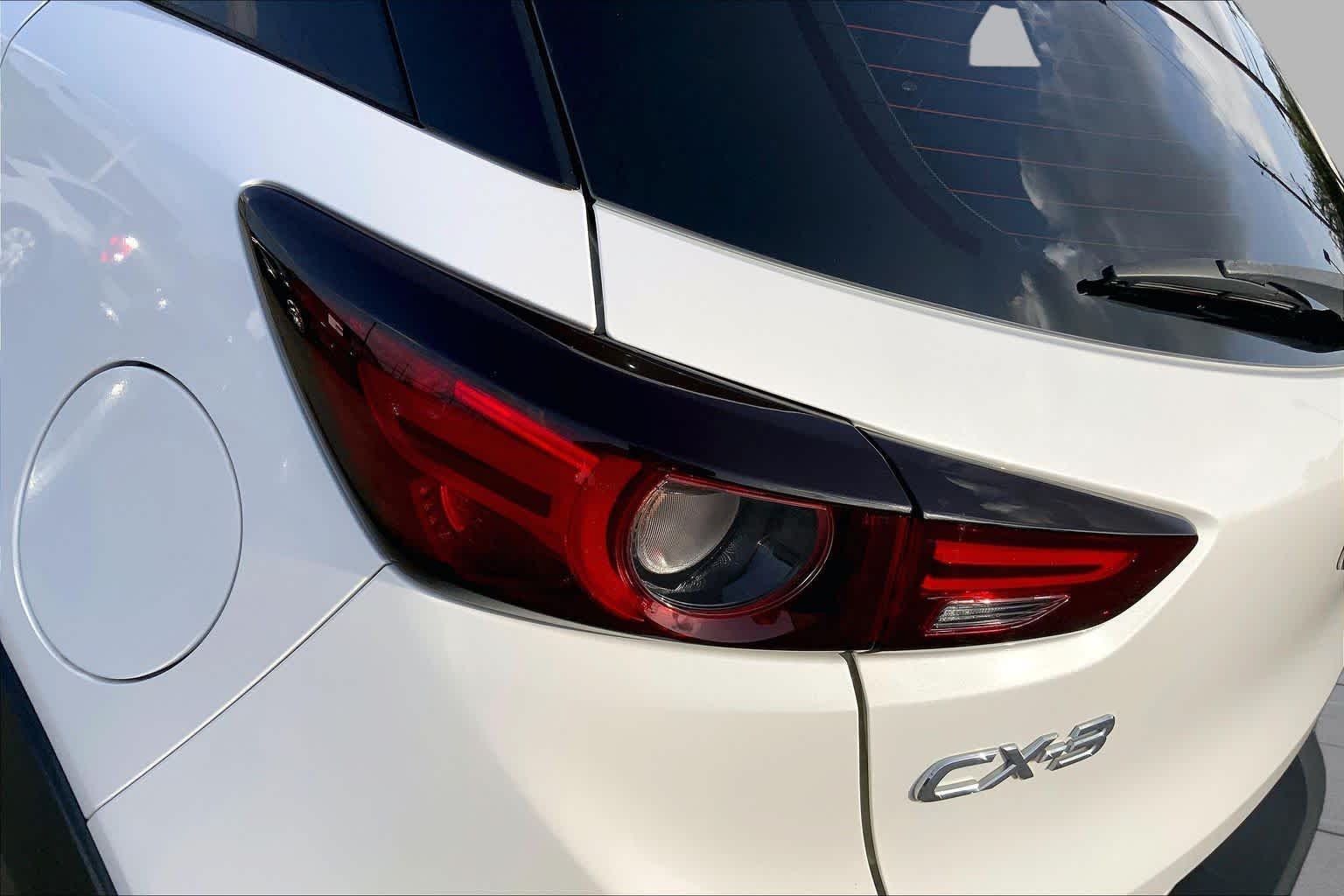 Used 2020 Snowflake White Pearl Mica Mazda Sport image 29