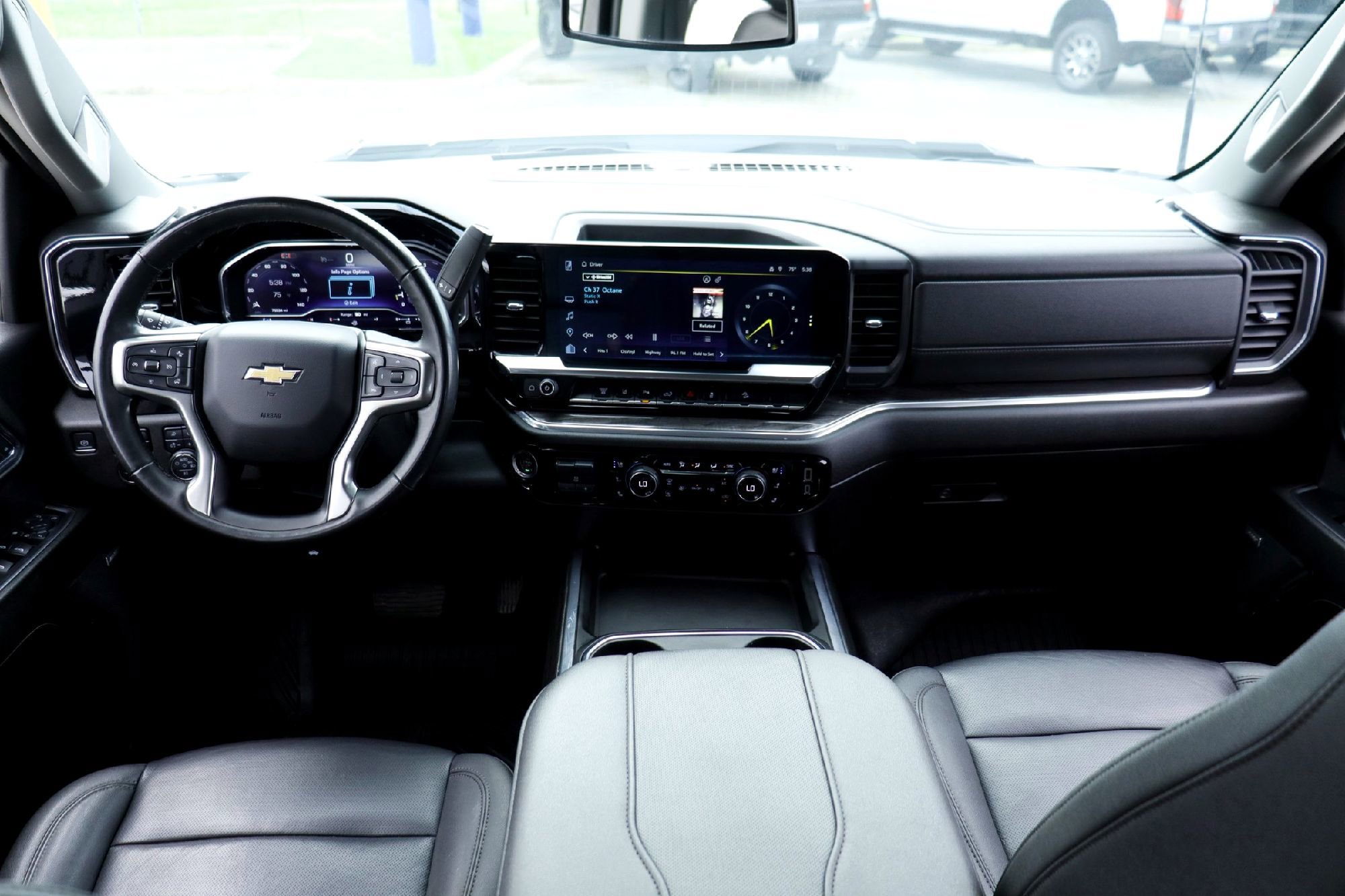 2024 Chevrolet Silverado 2500HD LTZ - Photo 23